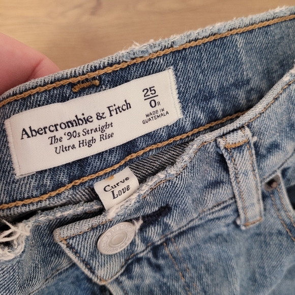 Abercrombie & Fitch Curve Love Ultra High Rise 90s Straight Jean Size 25 0 - Picture 4 of 8
